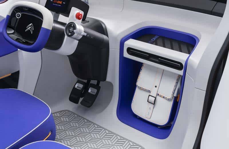 Ami-One-Concept-presentacion-citroen-salon-ginebra-2019-interiores_bolsa-almacenamiento-delantera