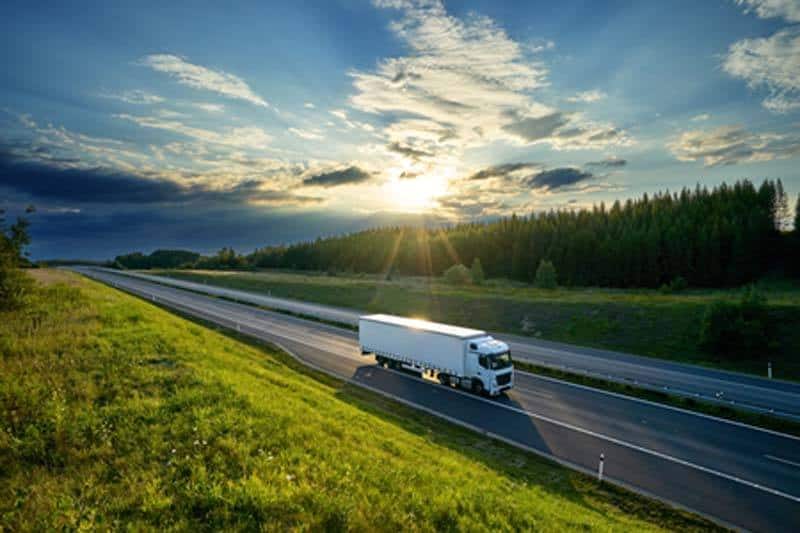 imagen-camion-normativa-aprobada-UE-reduccion-emisiones
