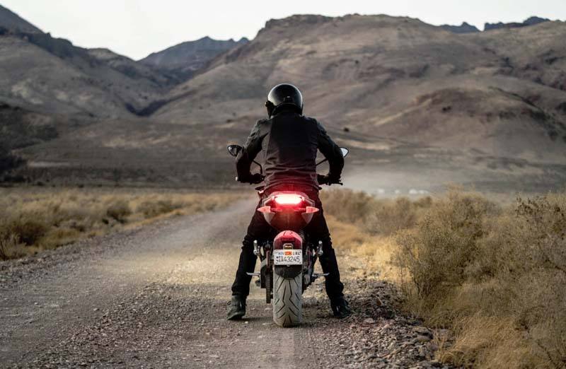 Motocicleta-electrica-ZERO-SR_F_vista-trasera