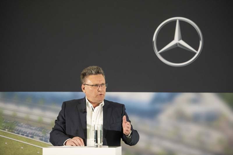 FrankDeiß_jefe-producción-grupos-motopropulsores-Mercedes-Benz_jefe-obra-planta-Mercedes-Benz-Unterturkheim