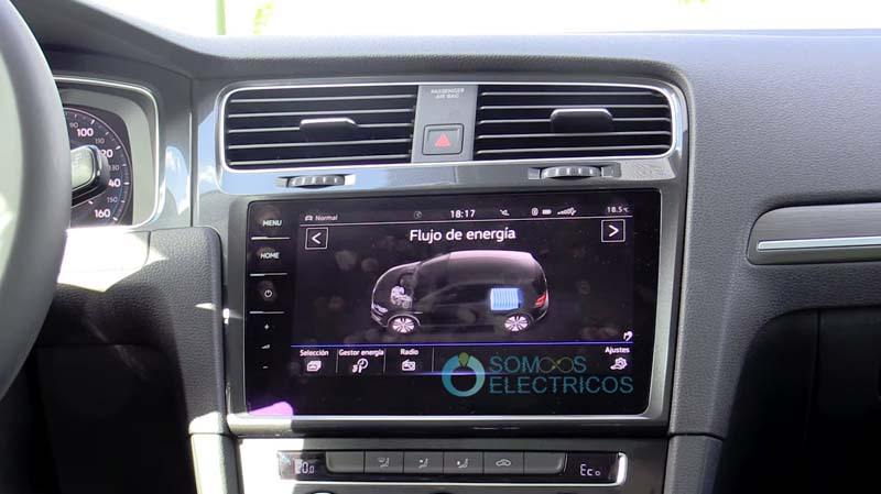 Volkswagen-e_golf-pantalla-central-energia-eficiencia