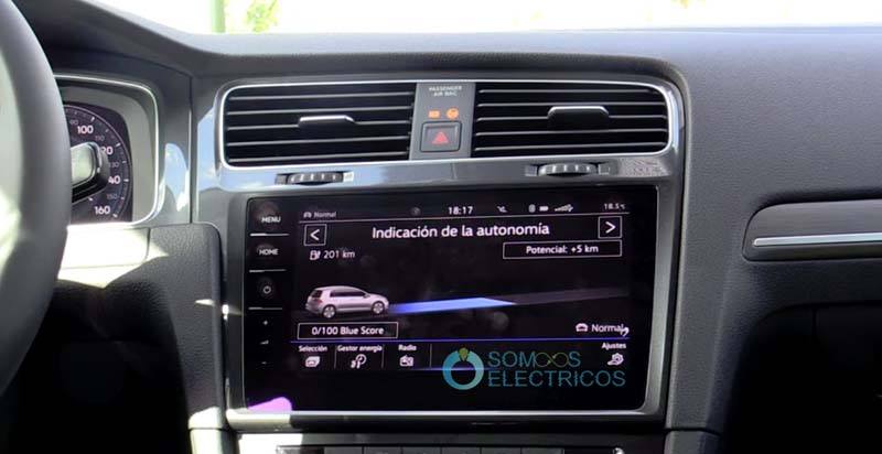 volkswagen-e_golf-indicacion-autonomia-pantalla-central