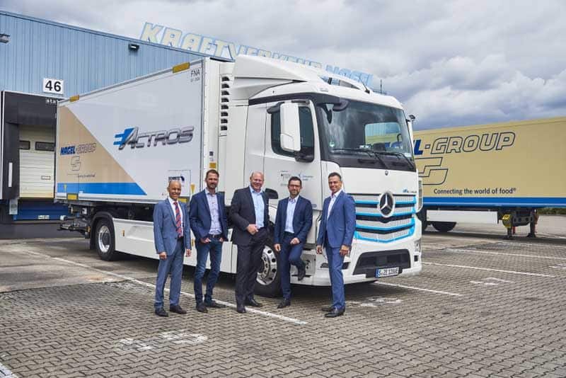 Mercedes-Benz-eActros-semirremolque-electrico-ultima-entrega-nagel_group