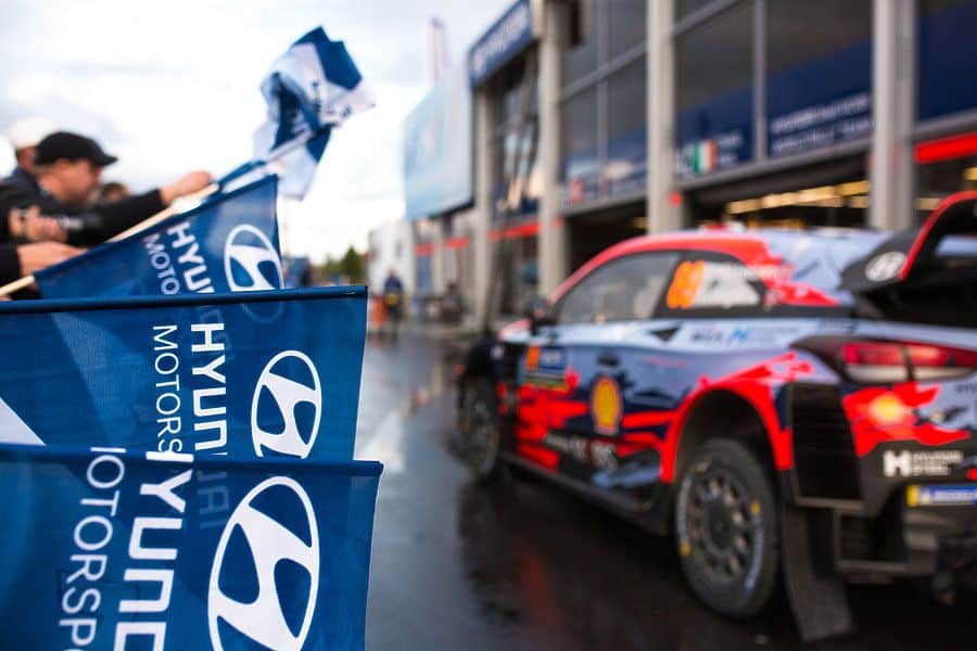Hyundai-motorsport-bandera-equipo