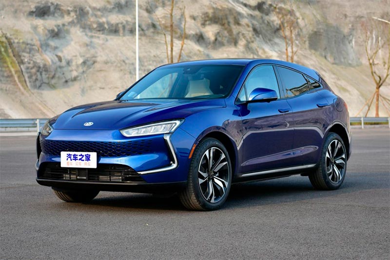 Foto del Seres SF5, coche eléctrico de un fabricante chino