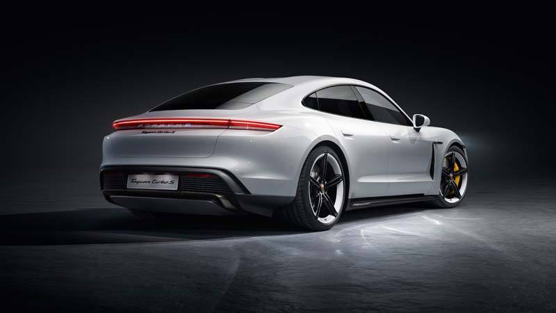 Trasera del Porsche Taycan