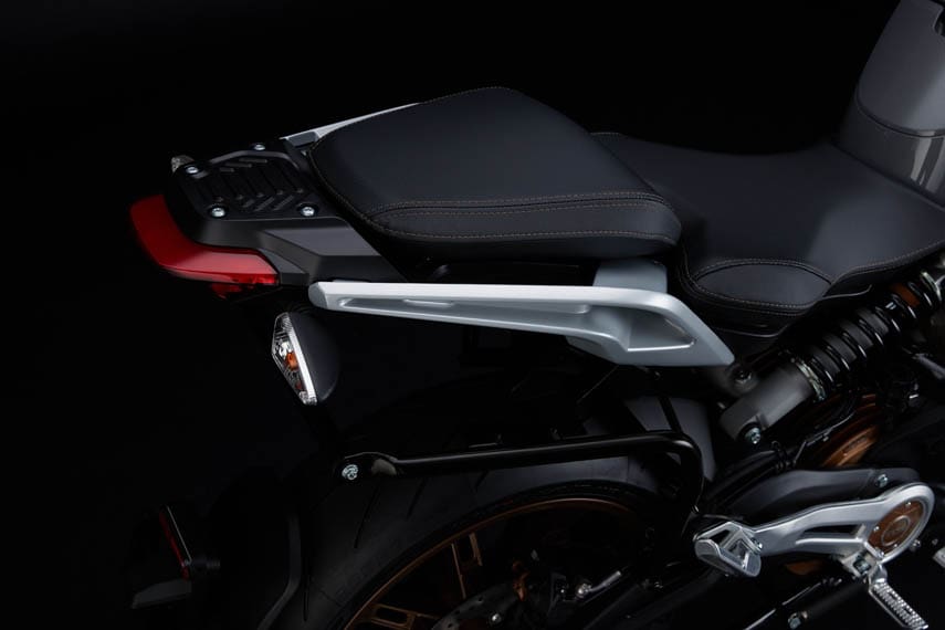 Zero-SR_S_asiento