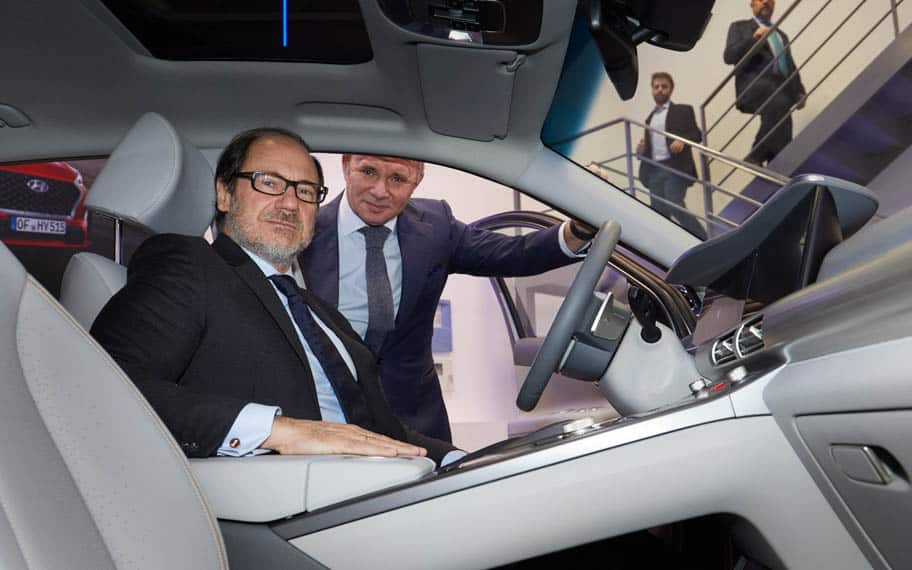 hyundai-eco-store-inauguracion-Madrid_2