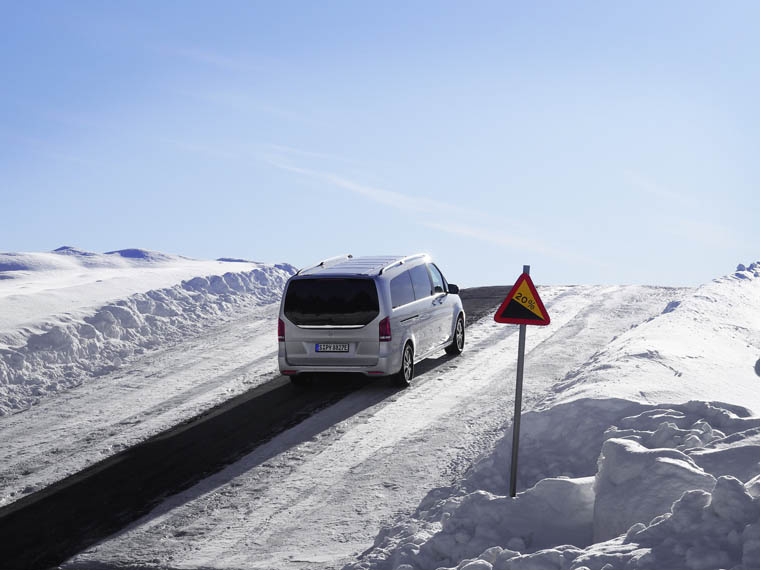 mercedes-benz-eqv_pruebas-invernales-ciruclo-polar-artico_2