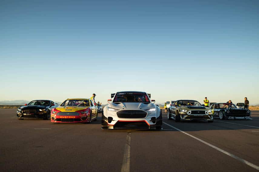 Ford-Mustang-Mach-E-1400_familia-Ford-Performance