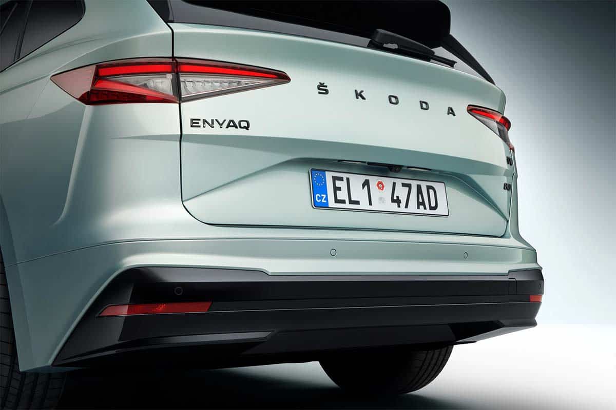 skoda-enyaq-iv-trasera