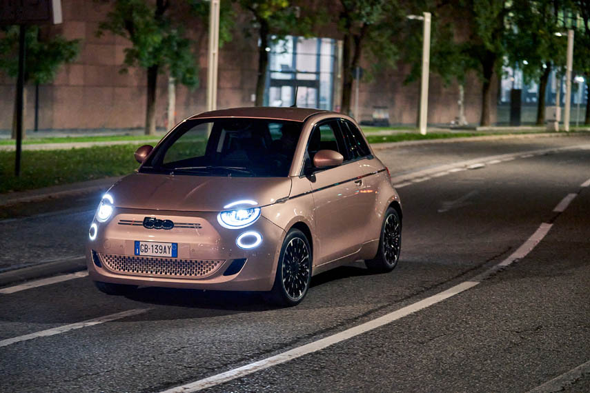 fiat-500-3+1_nueva-version_luces-noche