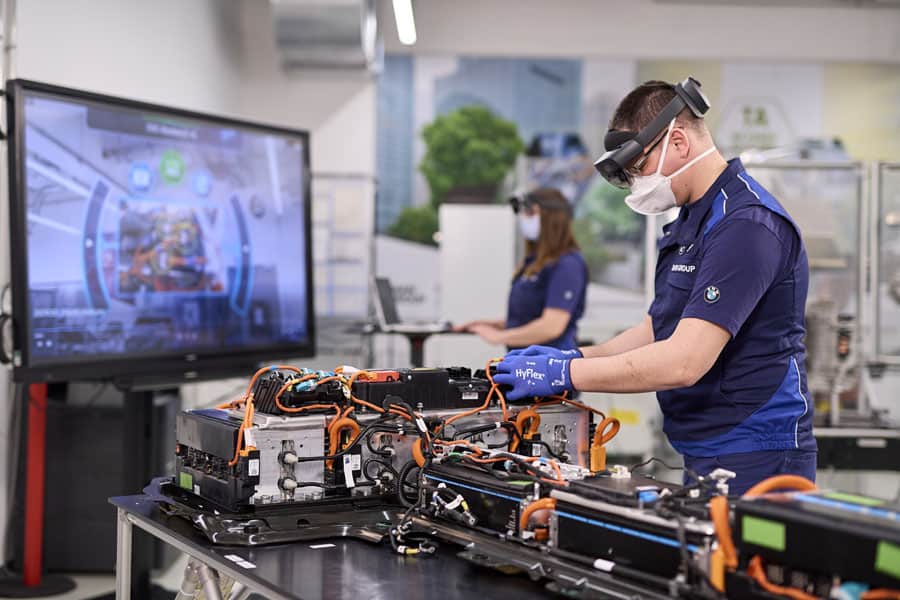 Competence-Centre-E-Drive-Production_planta-Dingolfing_BMW-Group