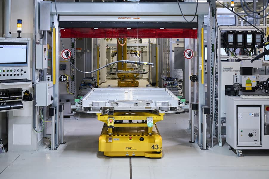 Produccion-sistemas-E-Drive-planta-Dingolfing_BMW-Group_bateria-i4