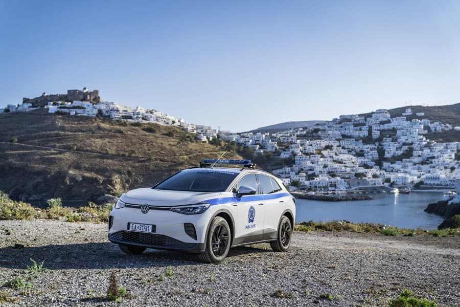 Volkswagen-ID-4-coche-policia-isla-griega-Astypalea