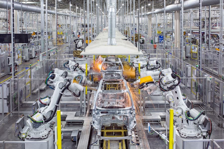 Volvo-fabricacion-robots-chapa