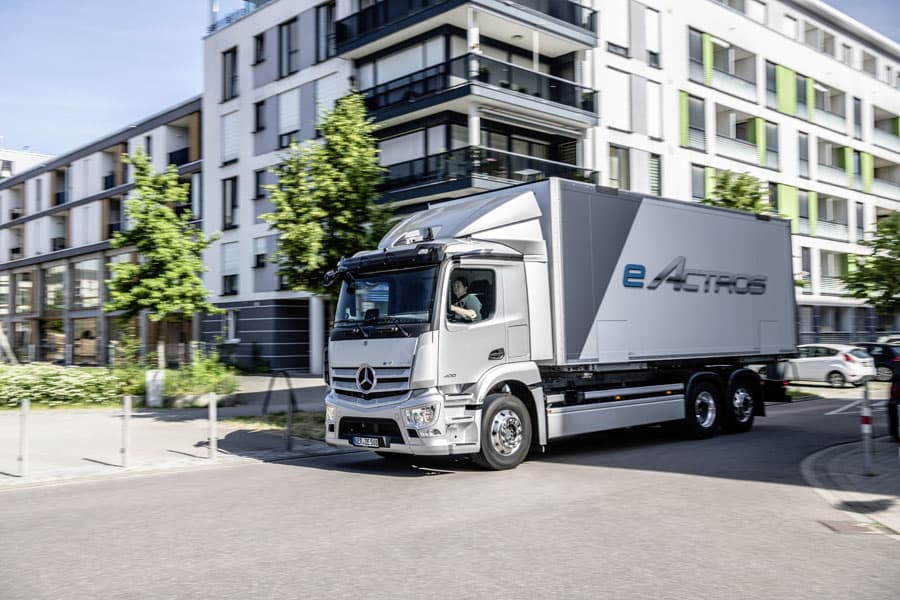Mercedes-Benz-eActros_3