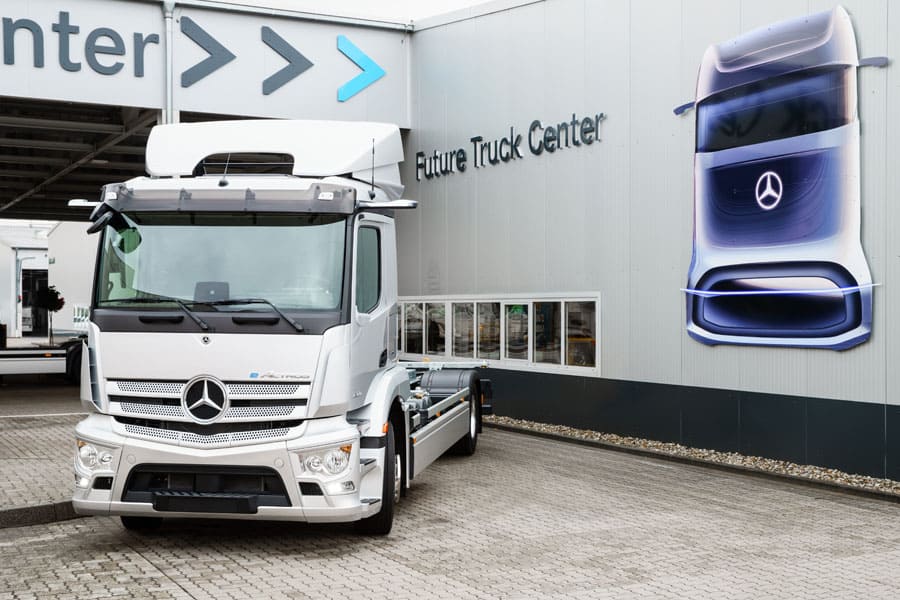 Camion-electrico-Mercedes-Benz-eActros_Future-Truck-Center