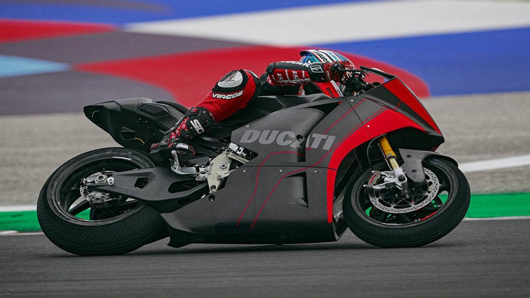 Ducati-moto-electrica_prototipo-MotoE_pruebas
