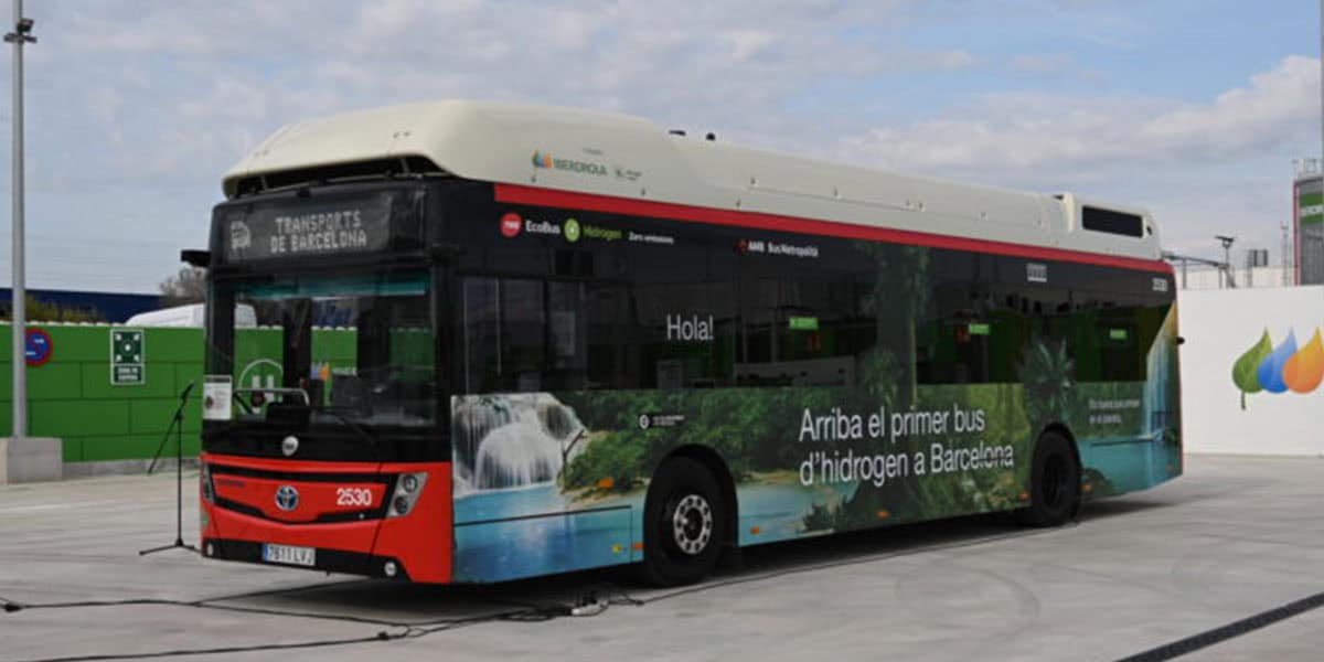 Primer-autobus-hidrogeno-TMB-Barcelona