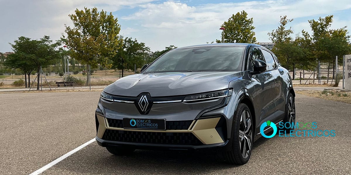 Renault-Megane-E-Tech_prueba-Somos-Electricos