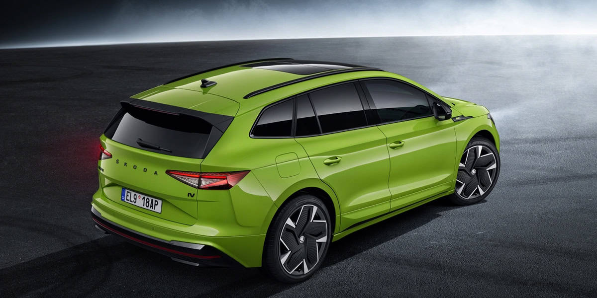 Skoda-Enyaq-iV-vRS_trasera