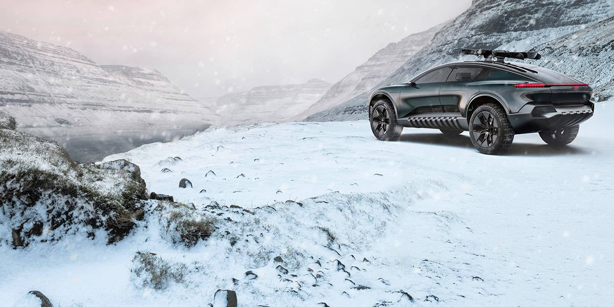 Audi-activesphere_nieve-esquis-trasera