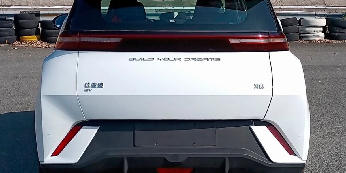 BYD-Seagull-sin-camuflaje_trasera