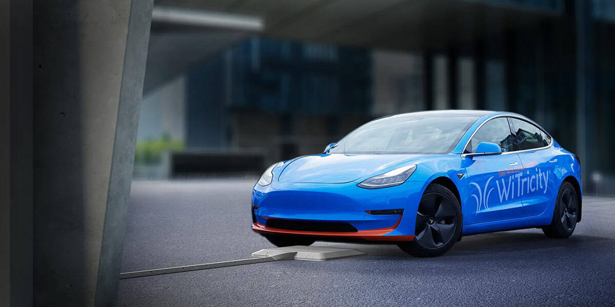Cargador-inalambrico-WiTricity-Tesla-Model-3