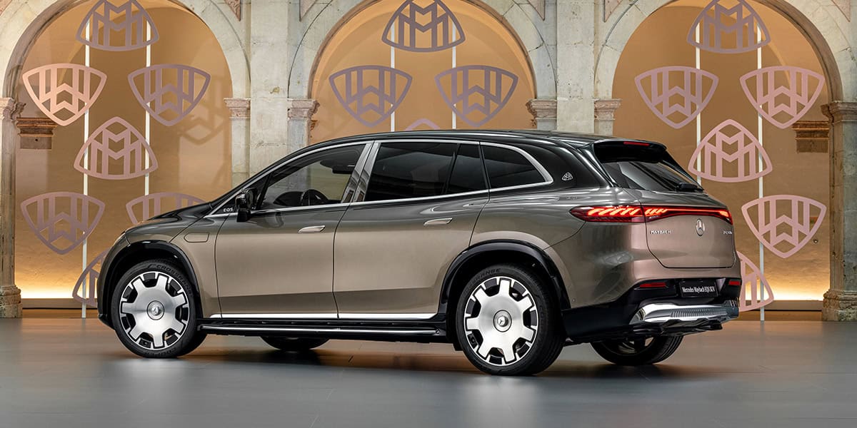 Mercedes-Maybach-EQS-SUV_lateral