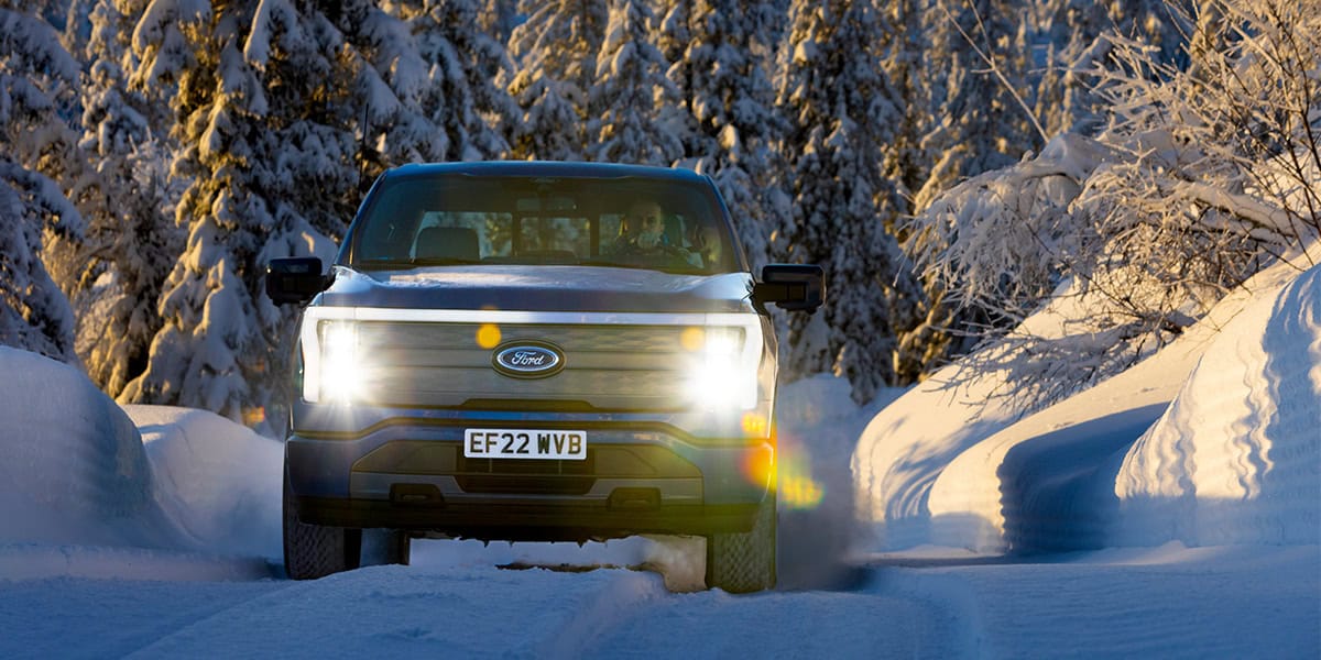 Ford-F-150-Lightning_desembarco-Noruega