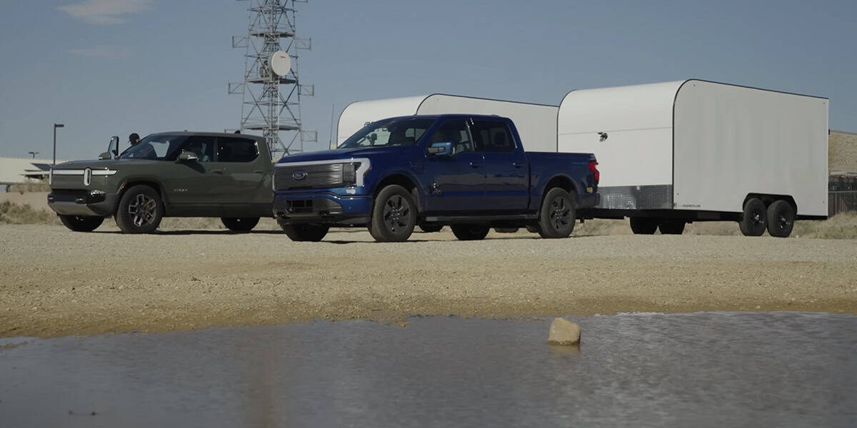 Prueba-remolque-Rivian-R1T_Ford-Lightning-F-150_desierto-California