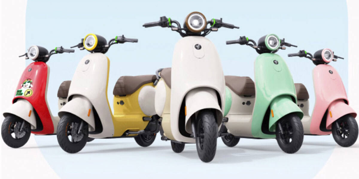 Ninebot-Q80C_ciclomotor-electrico-mujeres