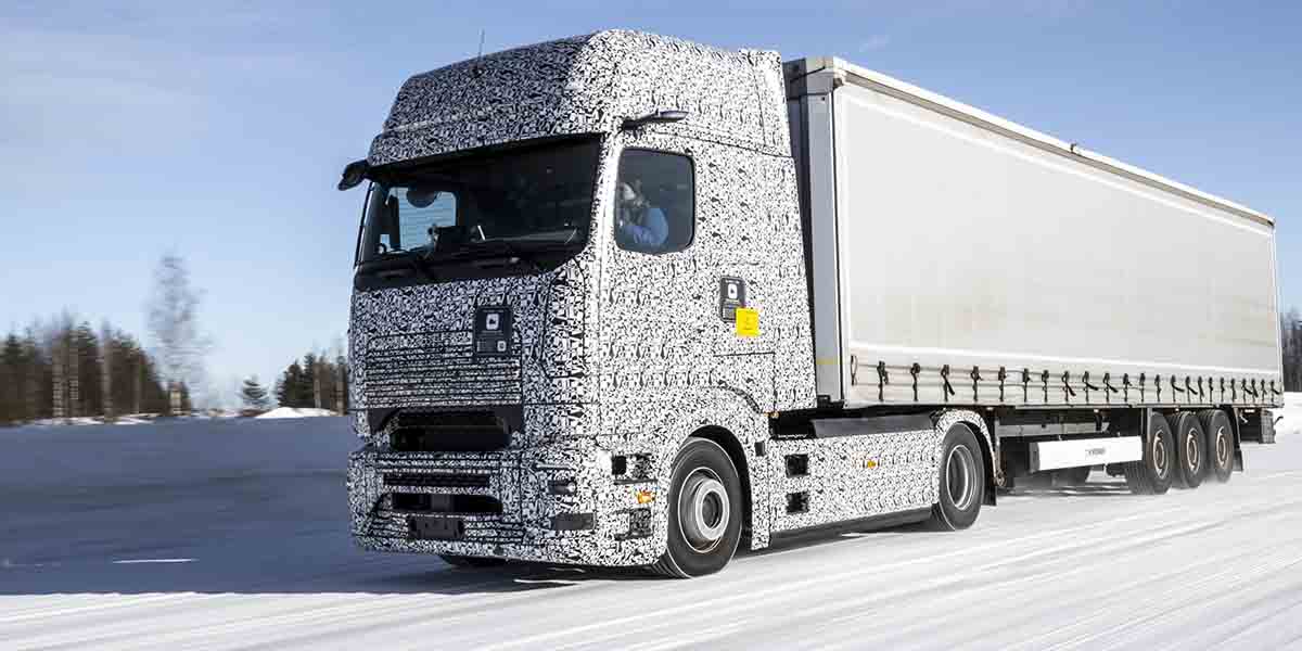 Mercedes-Benz-eActros-600_antes_LongHaul_camuflaje