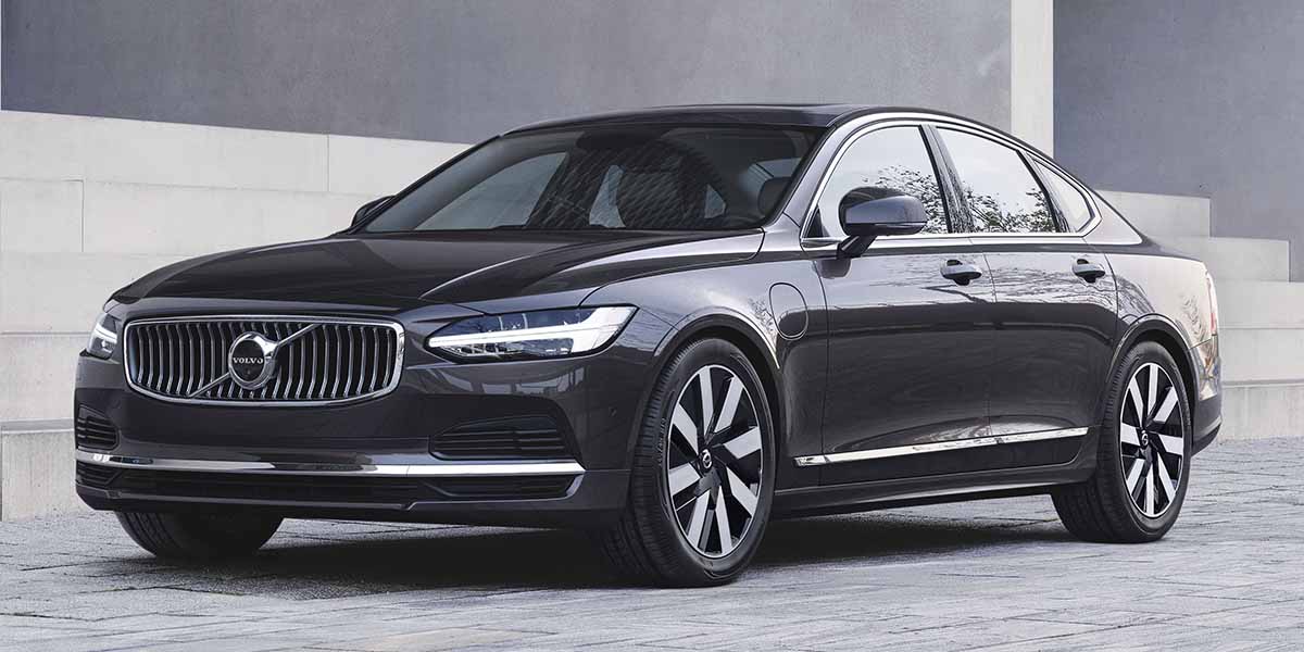 Volvo-S90-actual-combustion