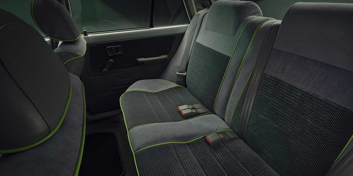 KIA-Pride-EV-restomod_interior-plazas-traseras