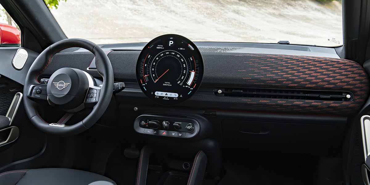 MINI-John-Cooper-Works-Aceman_interior