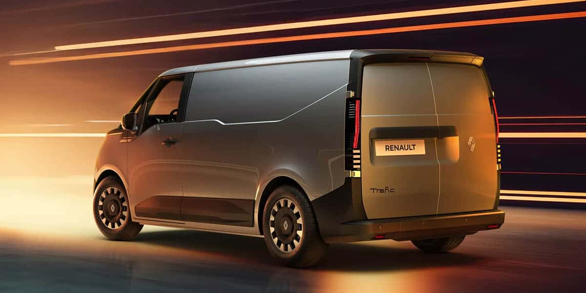 Renault-Trafic-E-Tech_trasera