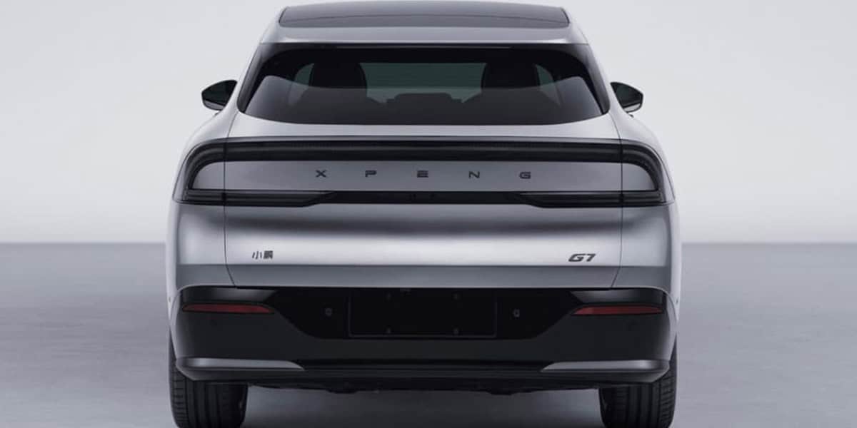 Xpeng-G7_trasera