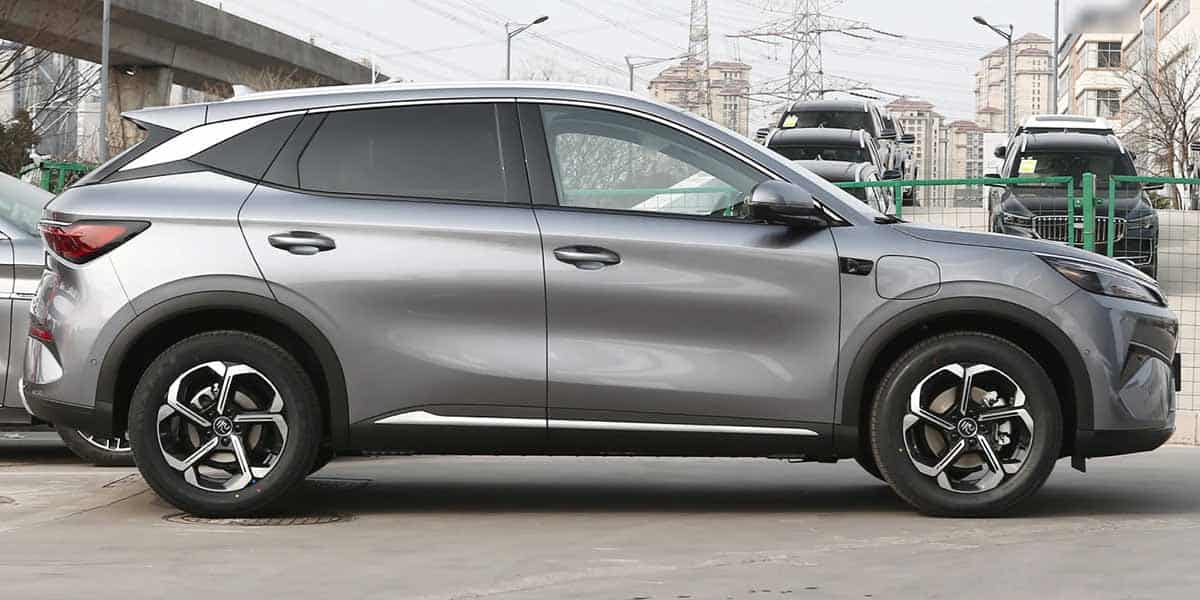 BYD-Atto-3-actualizado_lateral
