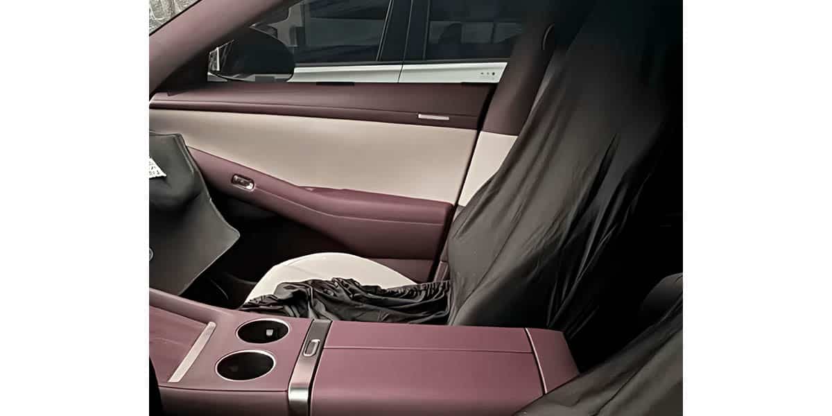 Xiaomi-YU7_interior-cazado_