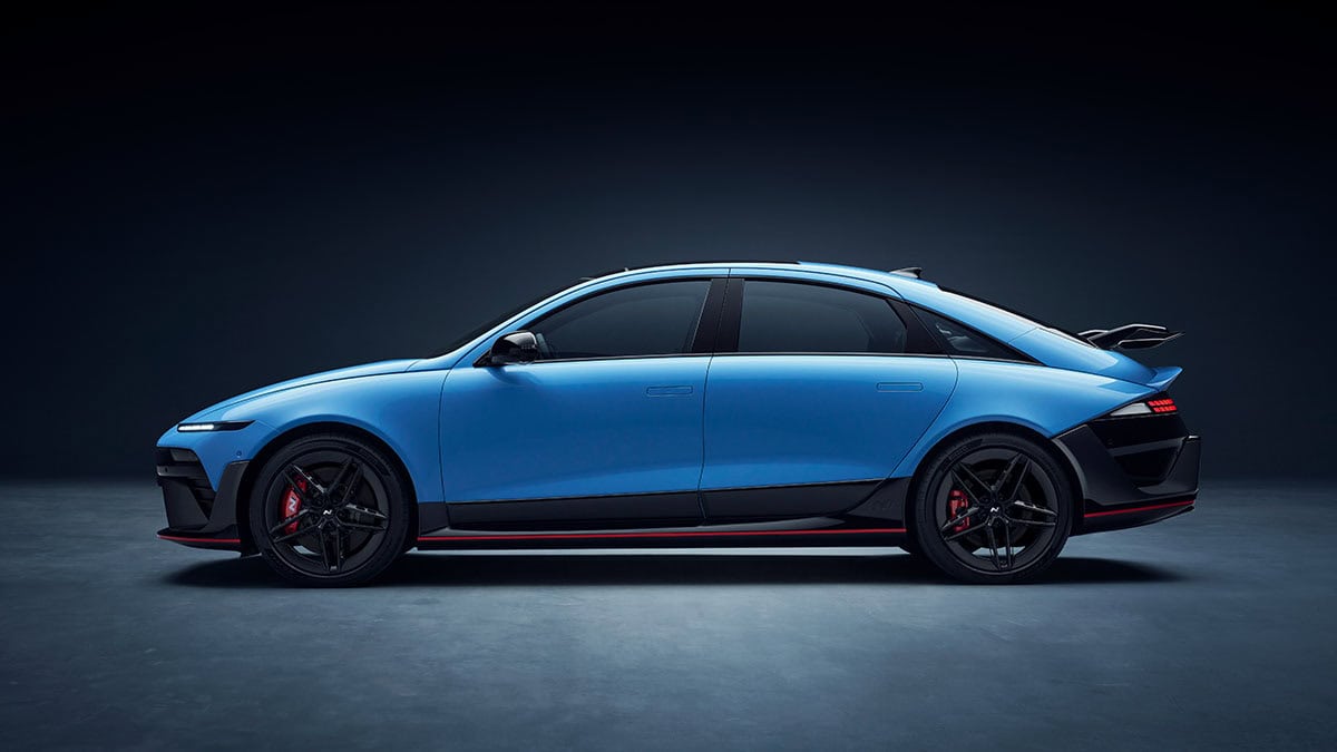 Hyundai-IONIQ-6-N_lateral