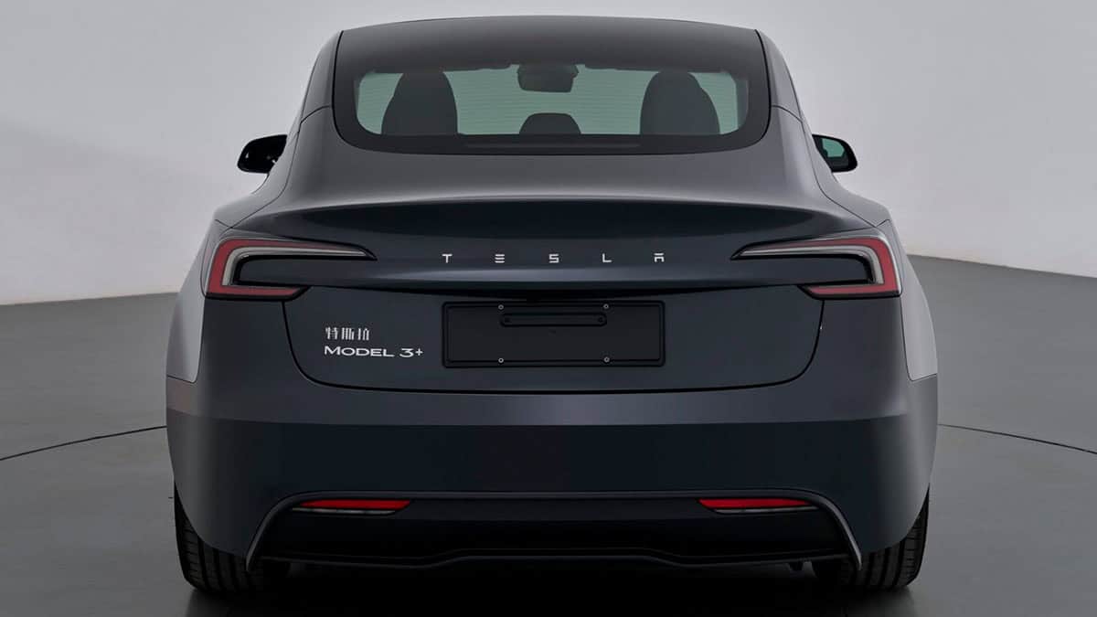 Tesla_Model_3+_trasera