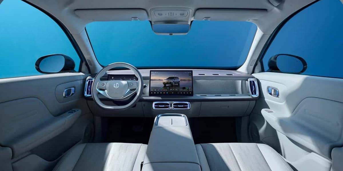 Leapmotor-B10_interior