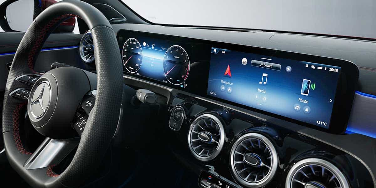 Mercedes-Benz-CLA-Shooting-Brake_interior-