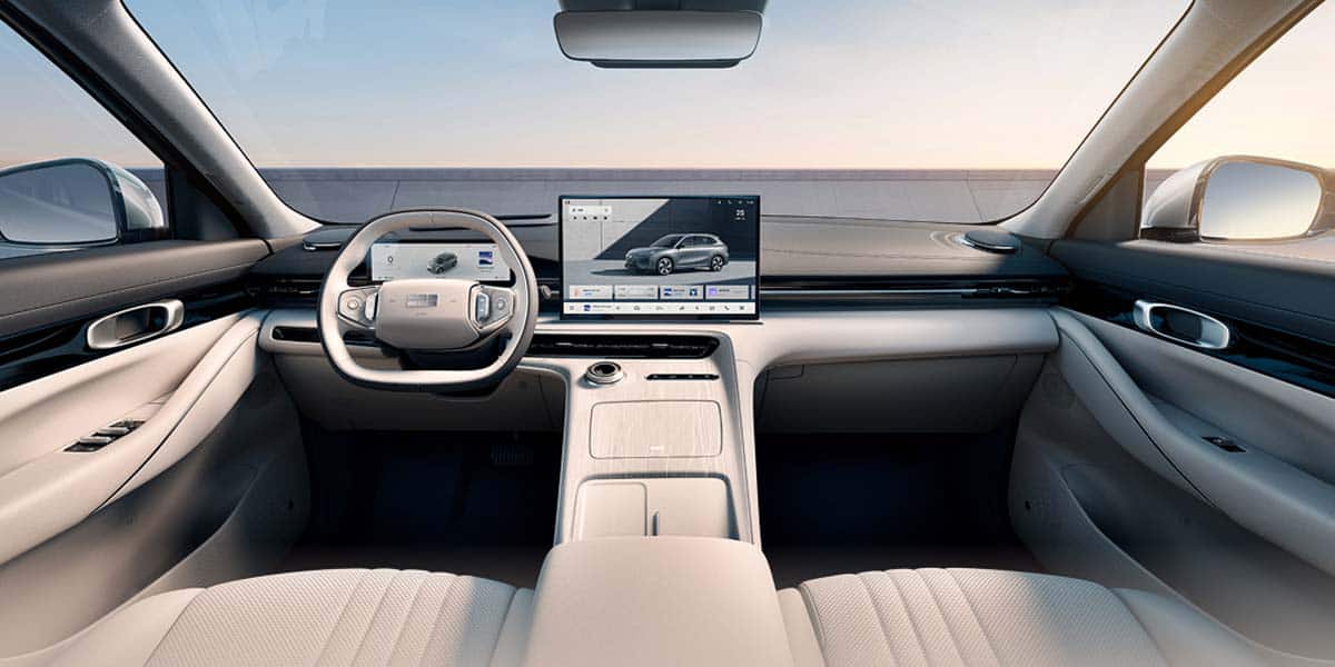 Geely-E5_interior-delante