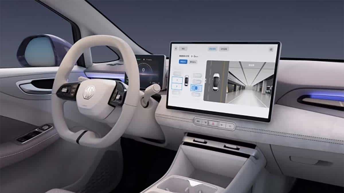 Interior futurista y elegante de vehículo eléctrico con tecnología de punta.