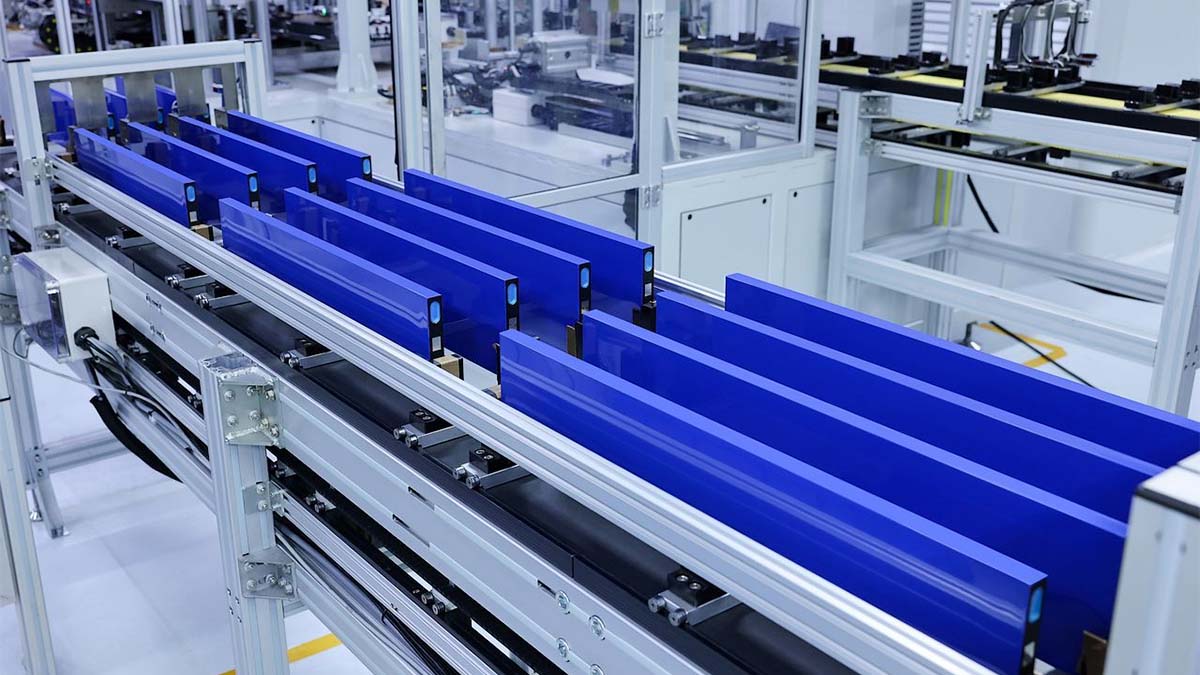 Geely presenta su Short Blade Battery: la batería LFP que promete hasta un millón de kilómetros