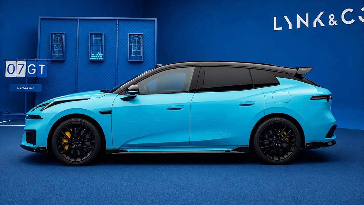 lynk-co-07-gt-lateral