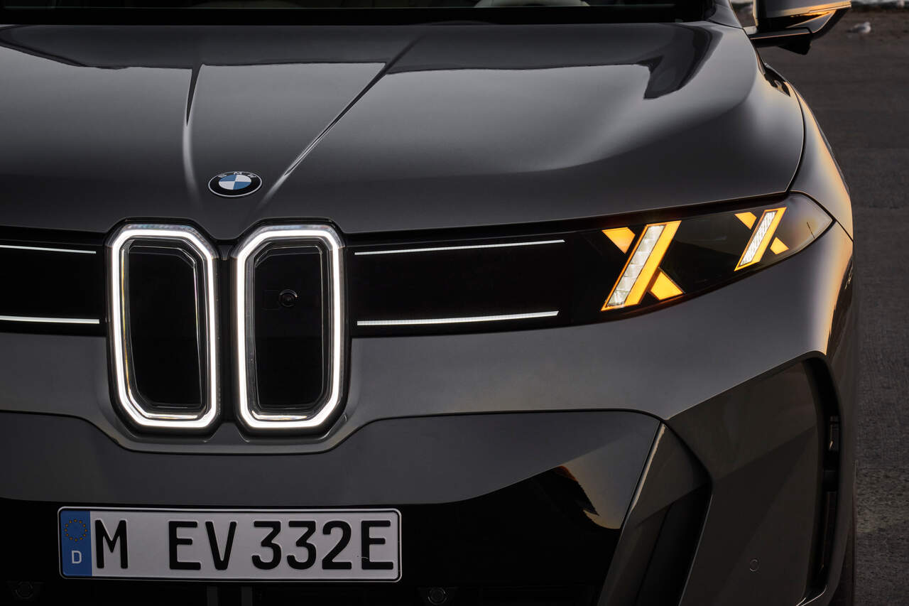 BMW no estará en el prestigioso Salón del Automóvil de París, te explico los motivos